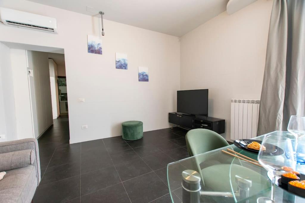 We Home - Sarpi House - Milano Exterior foto